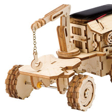 Load image into Gallery viewer, Moveable Discover Rover Solar Energy Model Building Kit