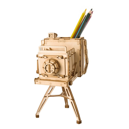 DIY Wooden Vintage Camera