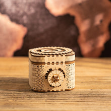 Load image into Gallery viewer, DIY Wooden Treasure Box Kit