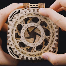 Load image into Gallery viewer, DIY Wooden Treasure Box Kit